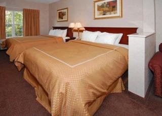 Hotel Comfort Suites-marquette