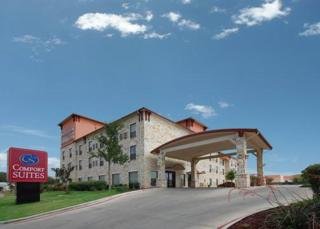 Hotel Comfort Suites Near Seaworld
