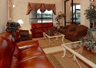 Hotel Comfort Suites Near The Galleria