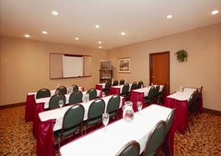Hotel Comfort Suites North