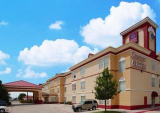 Hotel Comfort Suites North