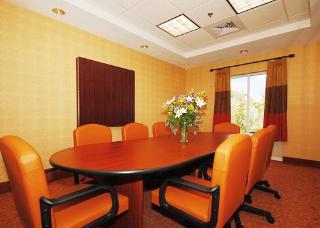 Hotel Comfort Suites North