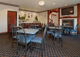 Hotel Comfort Suites North