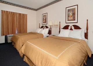 Hotel Comfort Suites North