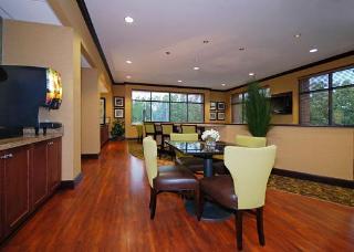 Hotel Comfort Suites Southwind
