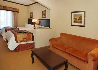 Hotel Comfort Suites University Drive