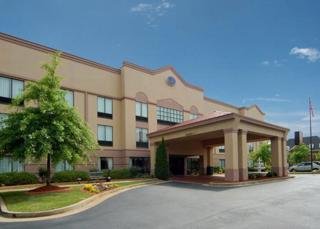 Hotel Comfort Suites-woodstock