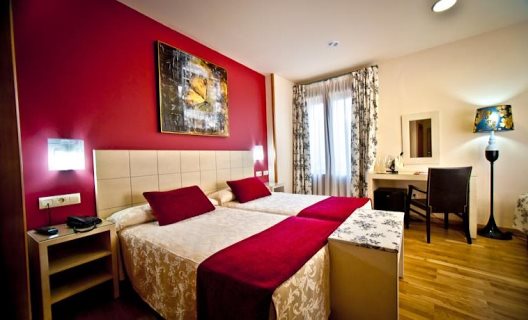 Hotel Condes De Castilla
