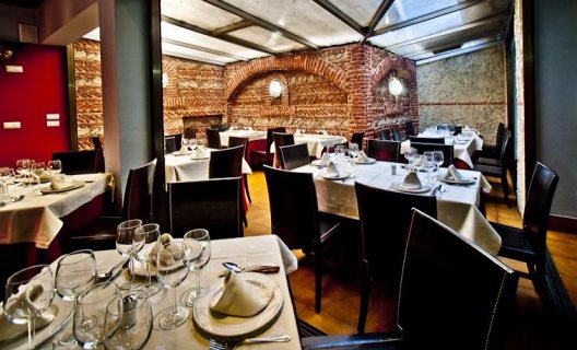 Hotel Condes De Castilla