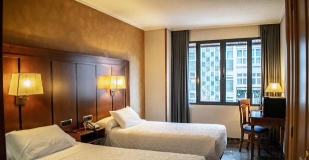 Hotel Condestable Iranzo