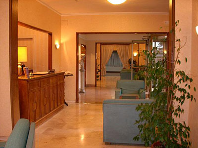 Hotel Consul