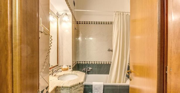 Hotel Contilia