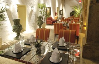 Hotel Convento Do Carmo