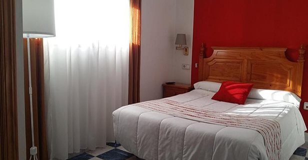Hotel Corona De Atarfe