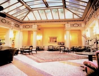 Hotel Corona D'oro