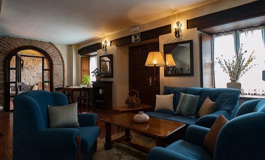 Hotel Corru San Pumés