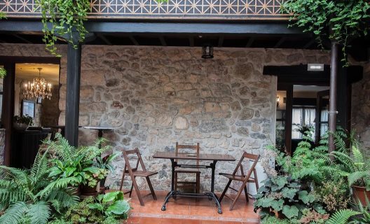 Hotel Corru San Pumés