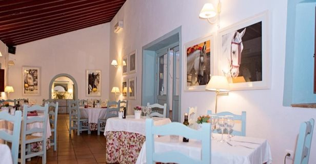 Hotel Cortijo Del Arte
