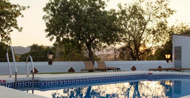 Hotel Cortijo Del Arte