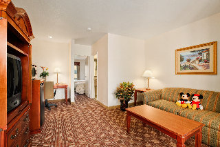 Hotel Cortona Inn & Suites Anaheim Resort