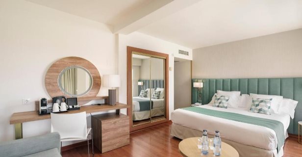 Hotel Costa Málaga By Pierre Vacances