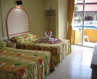 Hotel Costa Sol & Villas