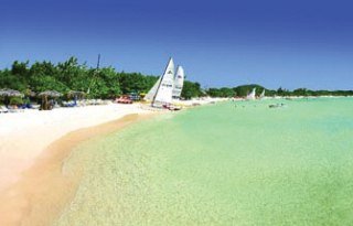 Hotel Costa Verde Beach Resort