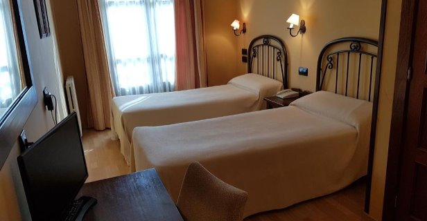 Hotel Cotiella