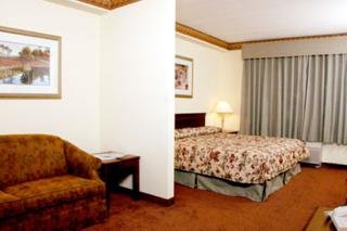 Hotel Country Inn & Suite Sanibel Gateway