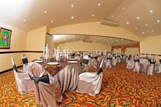 Hotel Country Inn & Suites