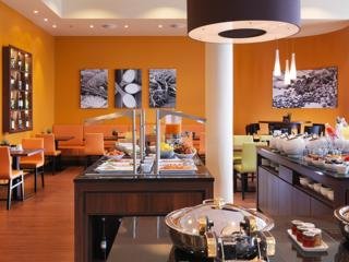 Hotel Courtyard By Marriott Basel