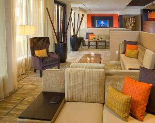 Hotel Courtyard By Marriott Convention Center
