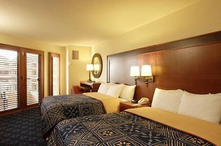 Hotel Courtyard By Marriott Kaua'i At Coconut Beach Hote