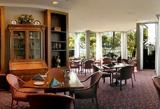 Hotel Courtyard By Marriott Lax