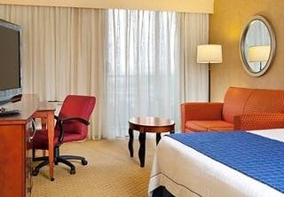 Hotel Courtyard By Marriott Long Beach