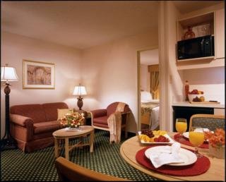 Hotel Courtyard By Marriott Palm Parkway