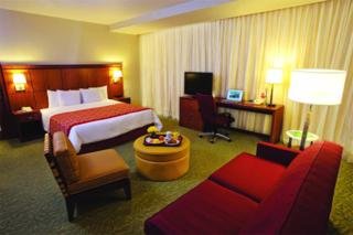 Hotel Courtyard By Marriott Panama Real
