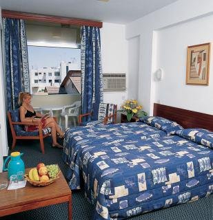 Hotel Crown Henipa