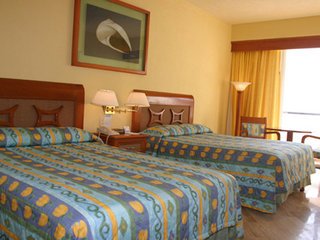 Hotel Crown Paradise Club Cancun All Inclusive