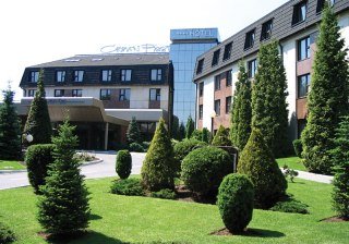 Hotel Crown Piast & Park