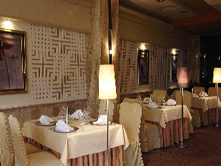 Hotel Crown Piast & Park