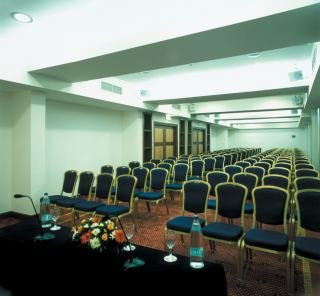 Hotel Crown Resorts Horizon