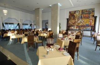 Hotel Crown Resorts Horizon