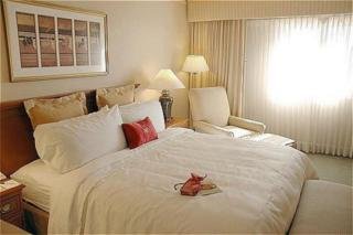 Hotel Crowne Plaza Cabana & Resort