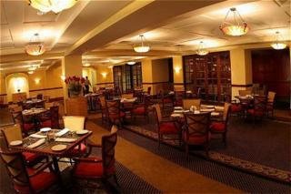 Hotel Crowne Plaza Cabana & Resort
