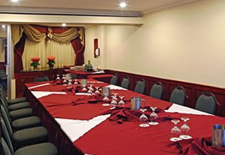 Hotel Crowne Plaza Corobici