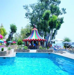 Hotel Crusader Beach