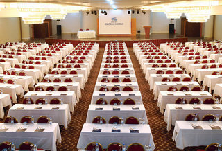 Hotel Crystal Admiral Resort Suits & Spa