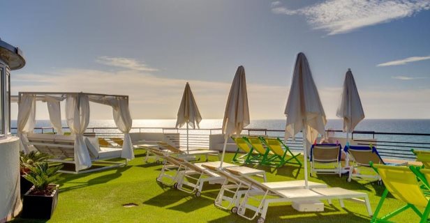 Hotel Crystal Beach