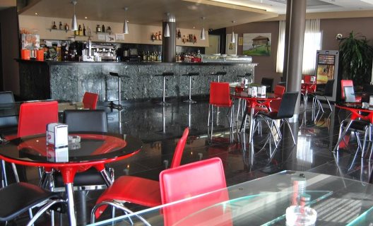 Hotel Cuatro Hermanas